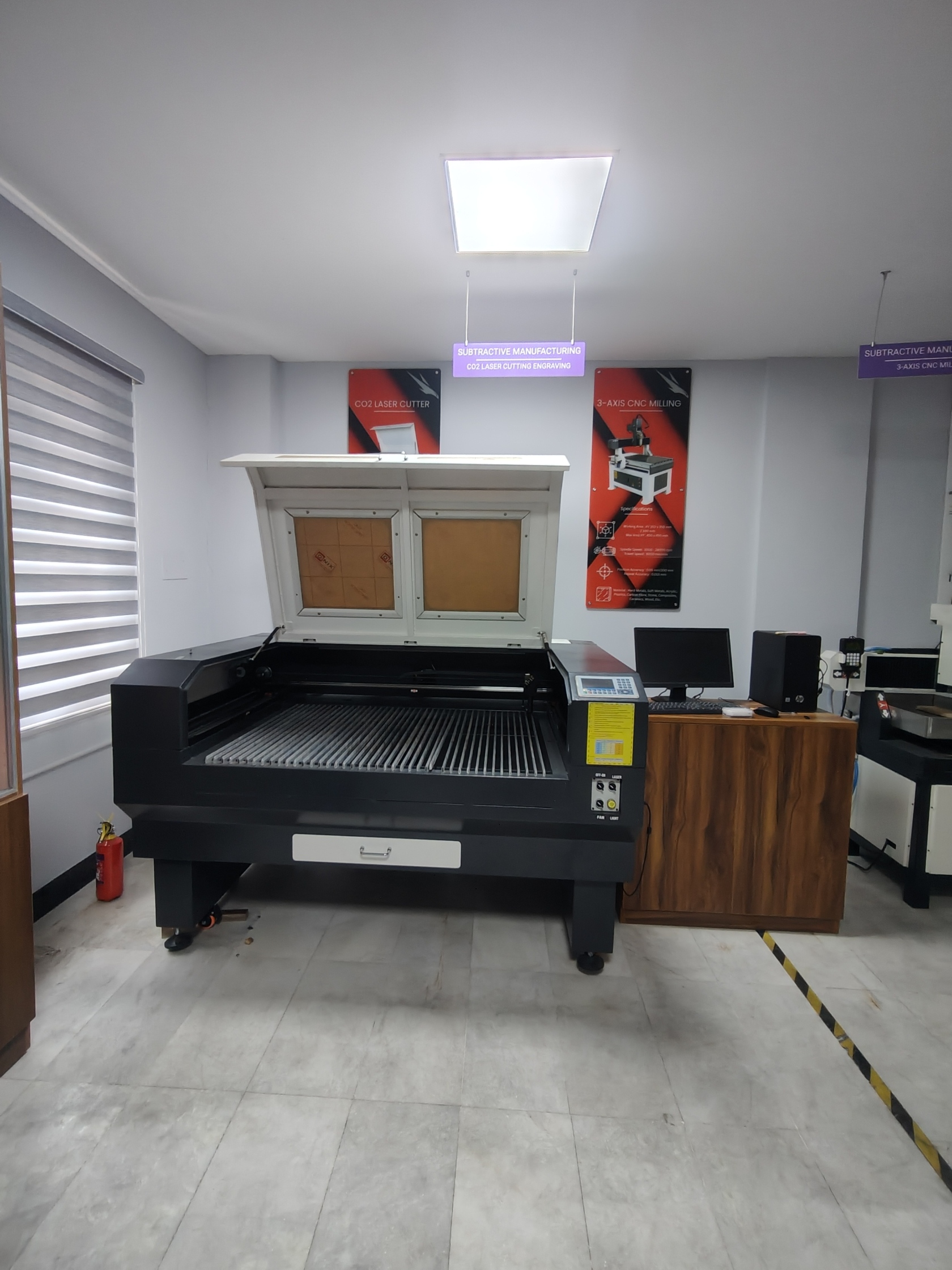 CO2 Laser Cutter