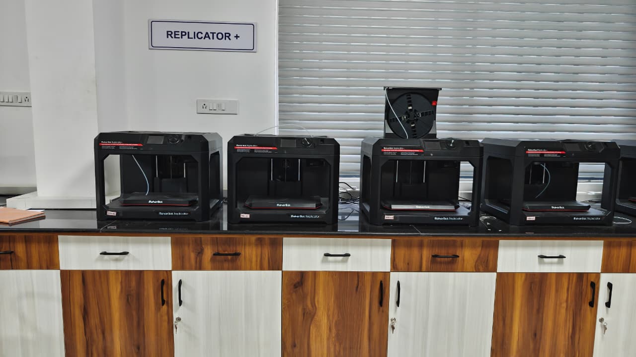 MakerBot Replicator +